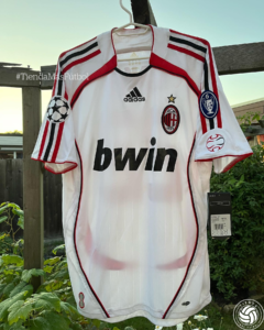 milan (63)